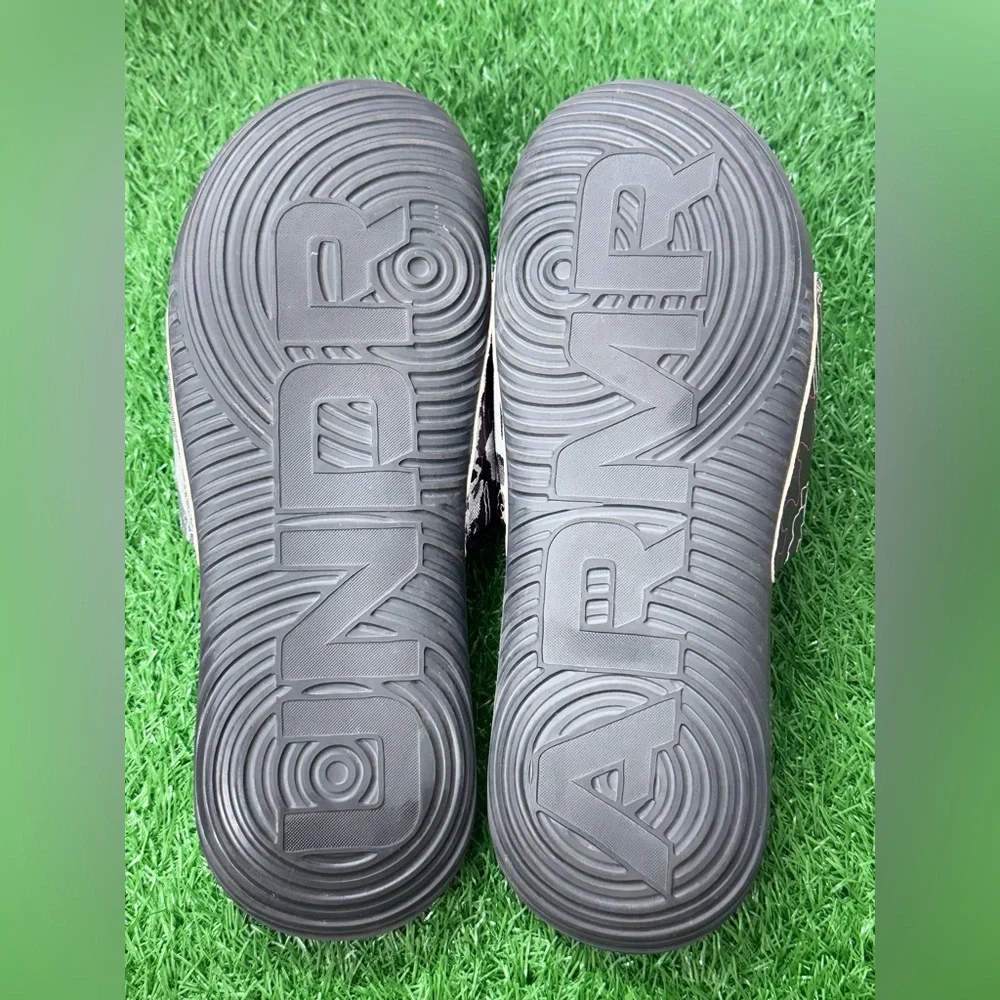 Under‎ Armour men’s flip-flops size 13